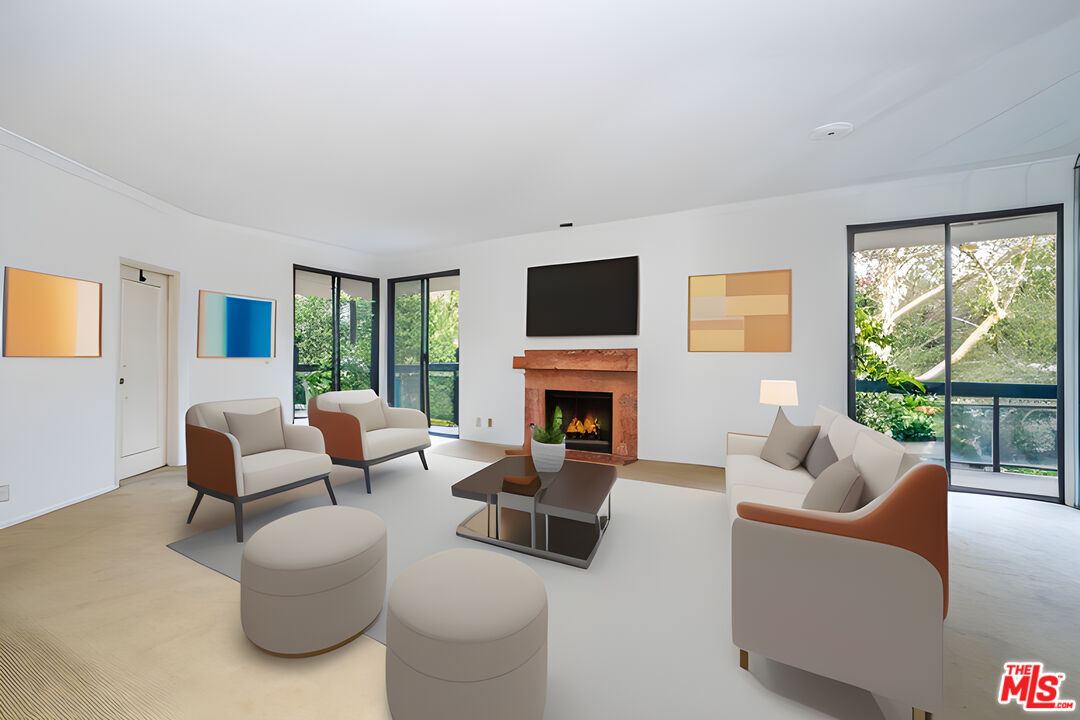 723 Westmount Dr #201, photo 4