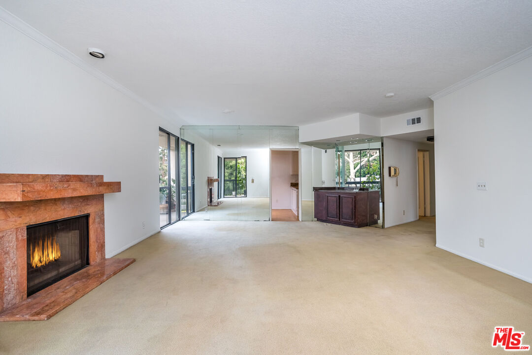 723 Westmount Dr #201, photo 7